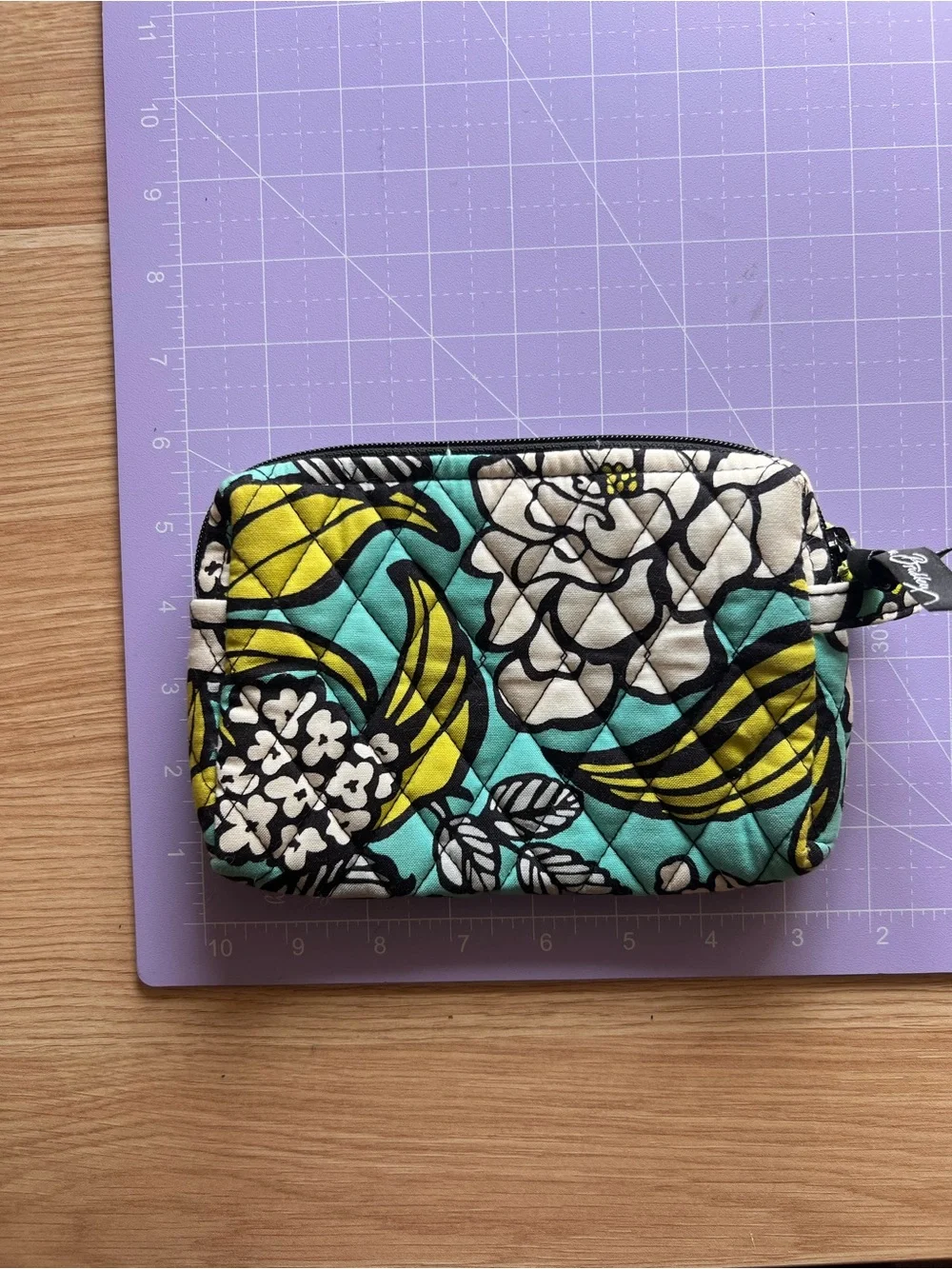 NWT Vera Bradley Island Blooms Small Cosmetic Bag